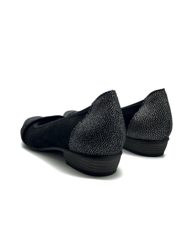 Ballerine noir en nubuck UTV Gacily