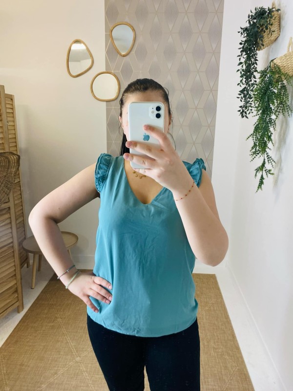 Top By One | Boutique Marina