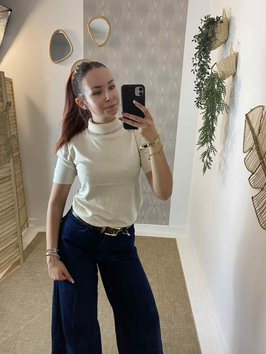 Pull sans manches col roulé beige – Allen & Jo | Marina & Paloma