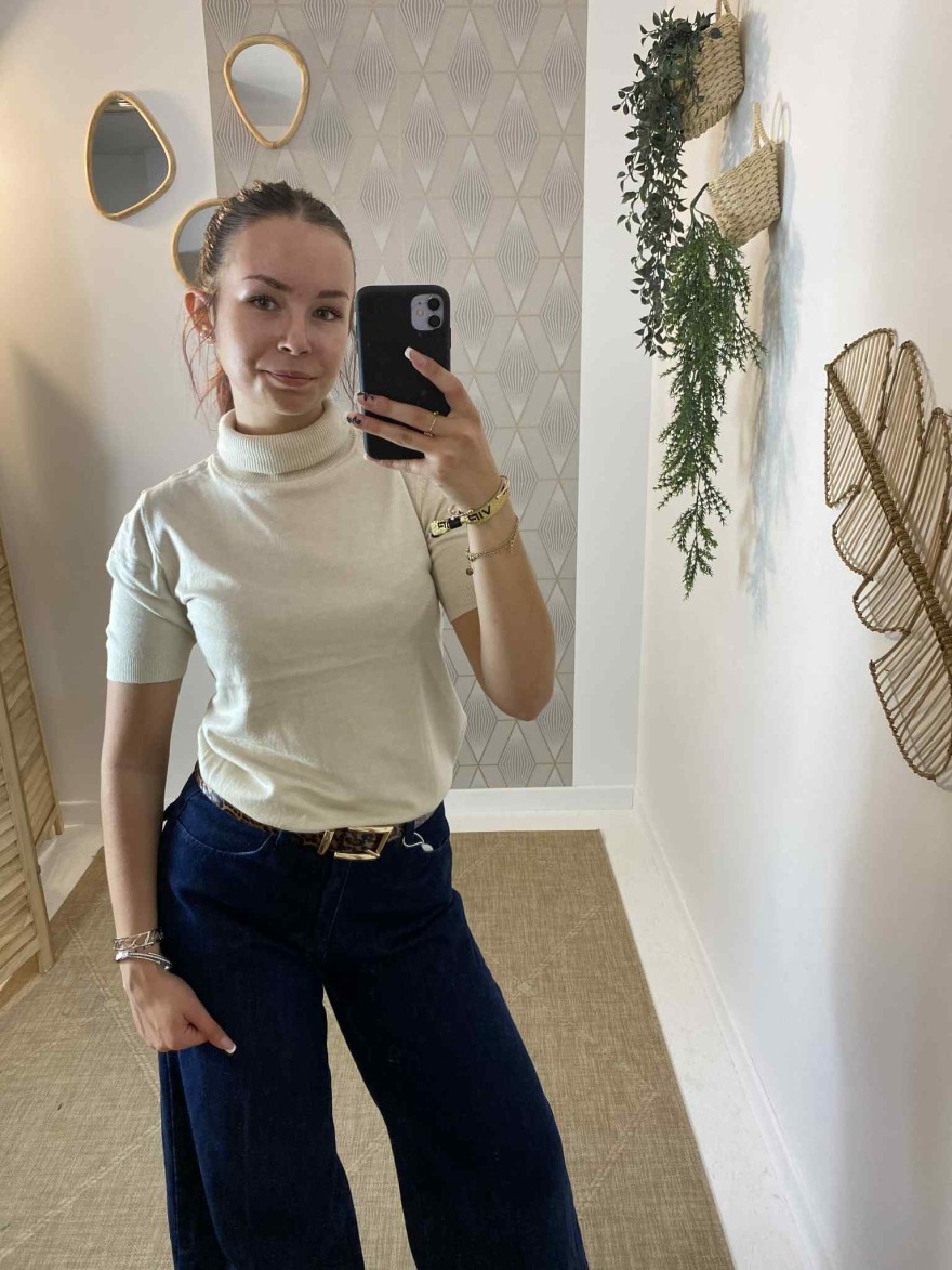 Pull sans manches col roulé beige – Allen & Jo | Marina & Paloma