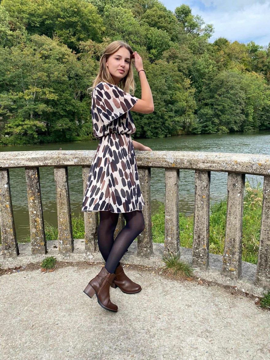 Robe manches courtes beige à motif Latino | Marina & Paloma
