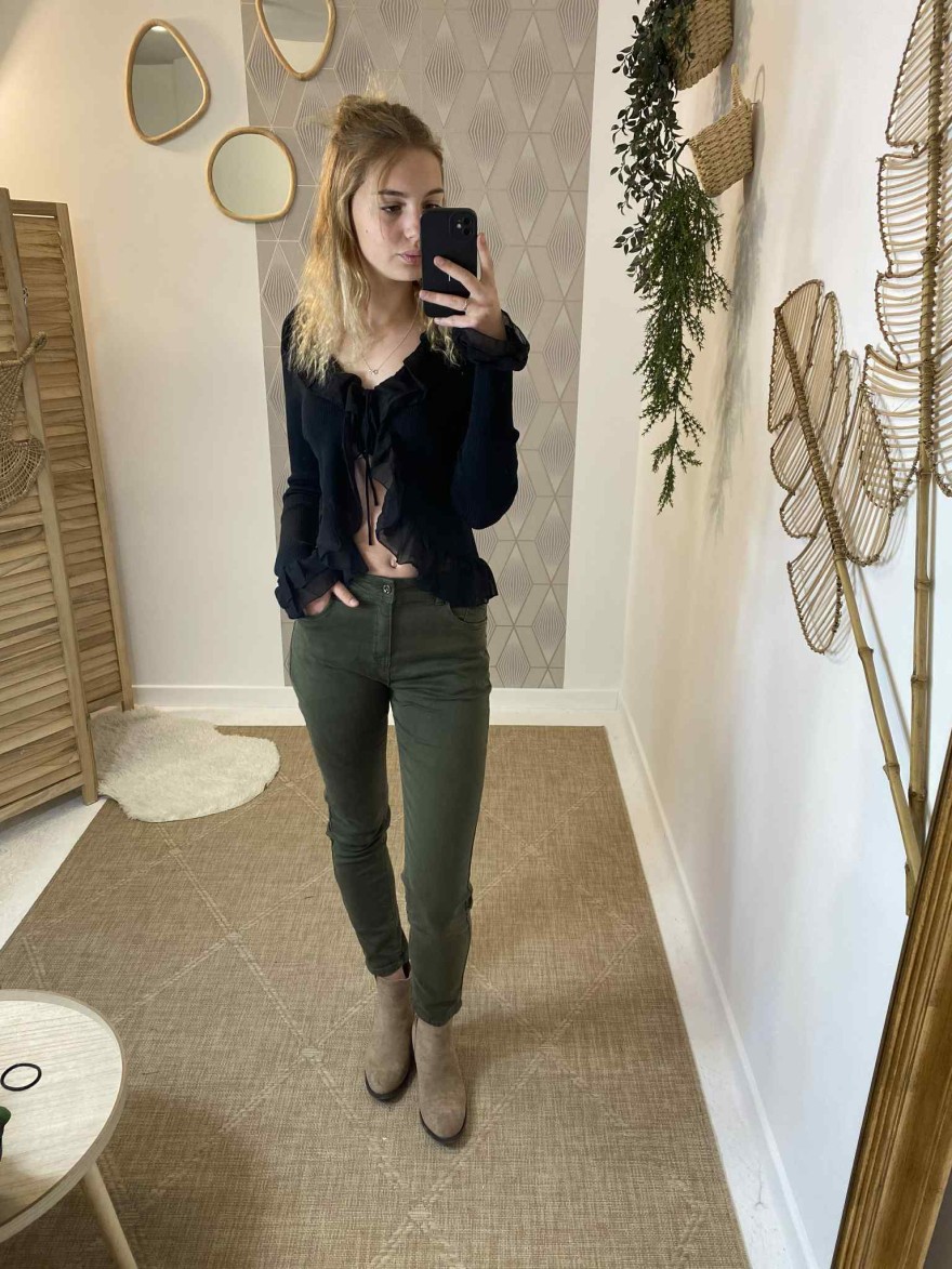 Gilet noir à froufrou en crêpe Kilky | Marina & Paloma