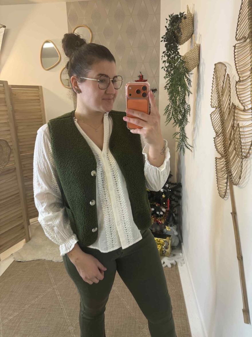 Gilet Maelle Sans Manche – Sherpa Kaki Chaleureux | Marina & Paloma
