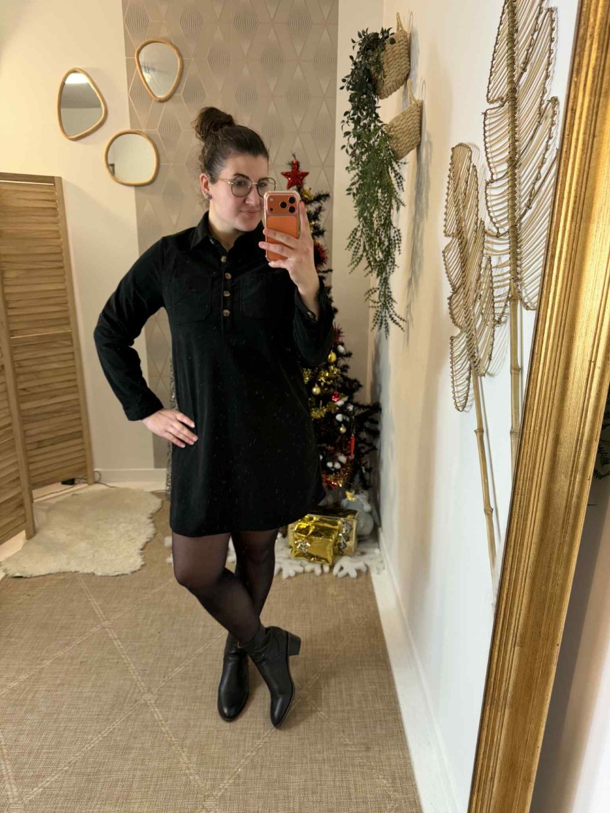 Robe en velours côtelé Curvy Maëlle Noir | Marina & Paloma
