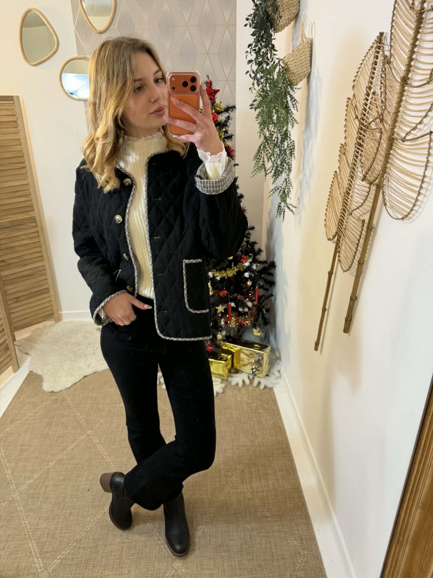 Veste noire courte à boutons Kilky | Marina & Paloma