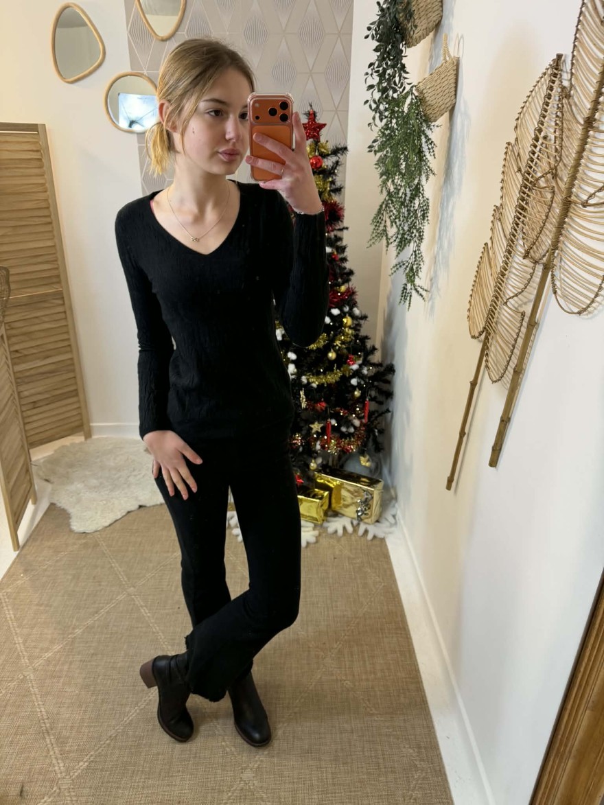Pull noir col V ajusté femme | Marina & Paloma