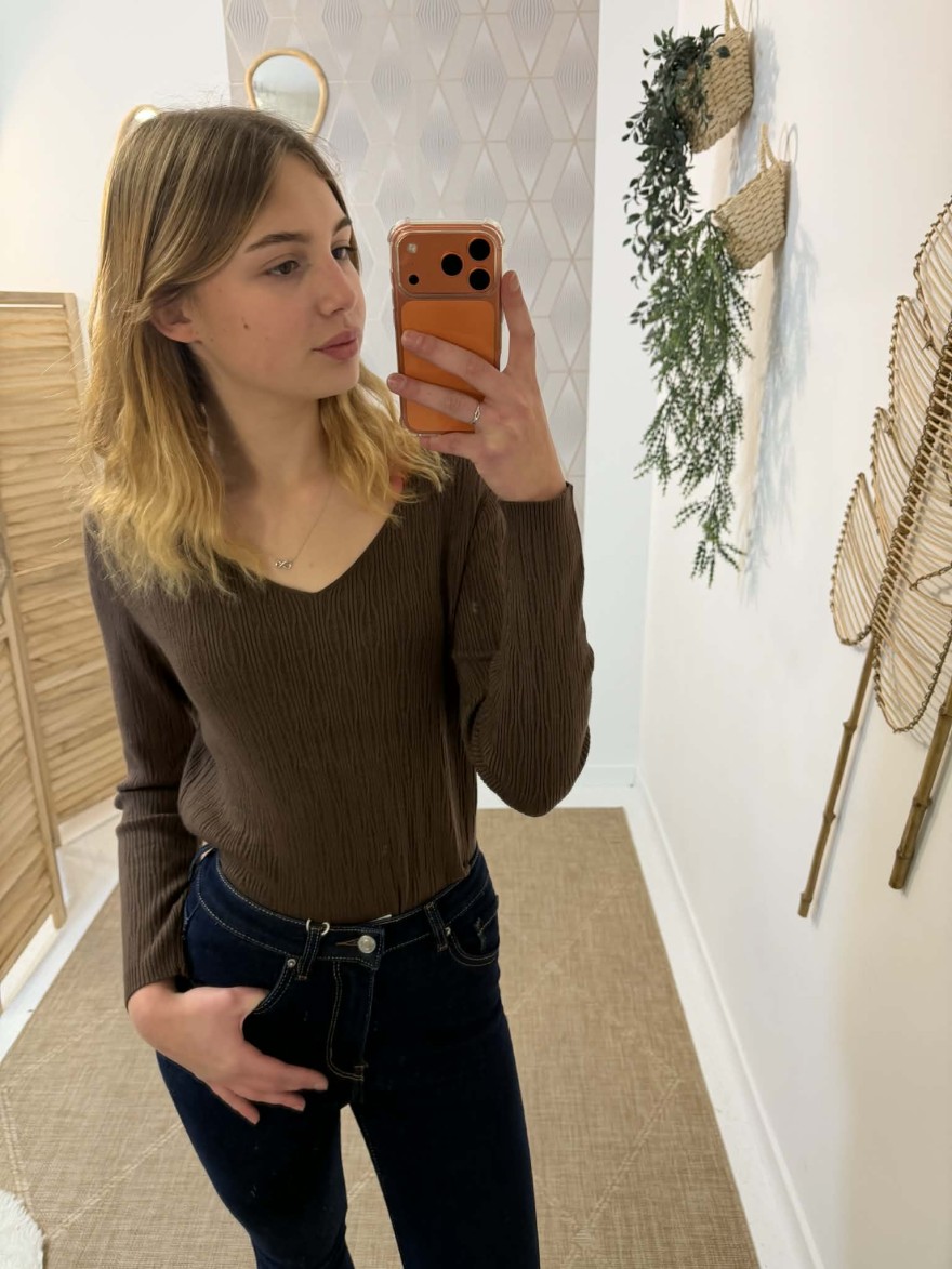 Sous-pull côtelé marron col V | Marina & Paloma