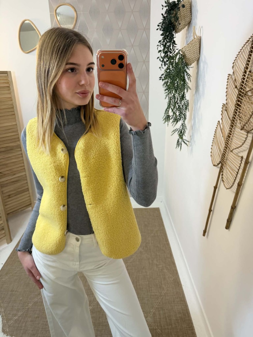 Gilet sans manches effet moutonné jaune | Marina & Paloma