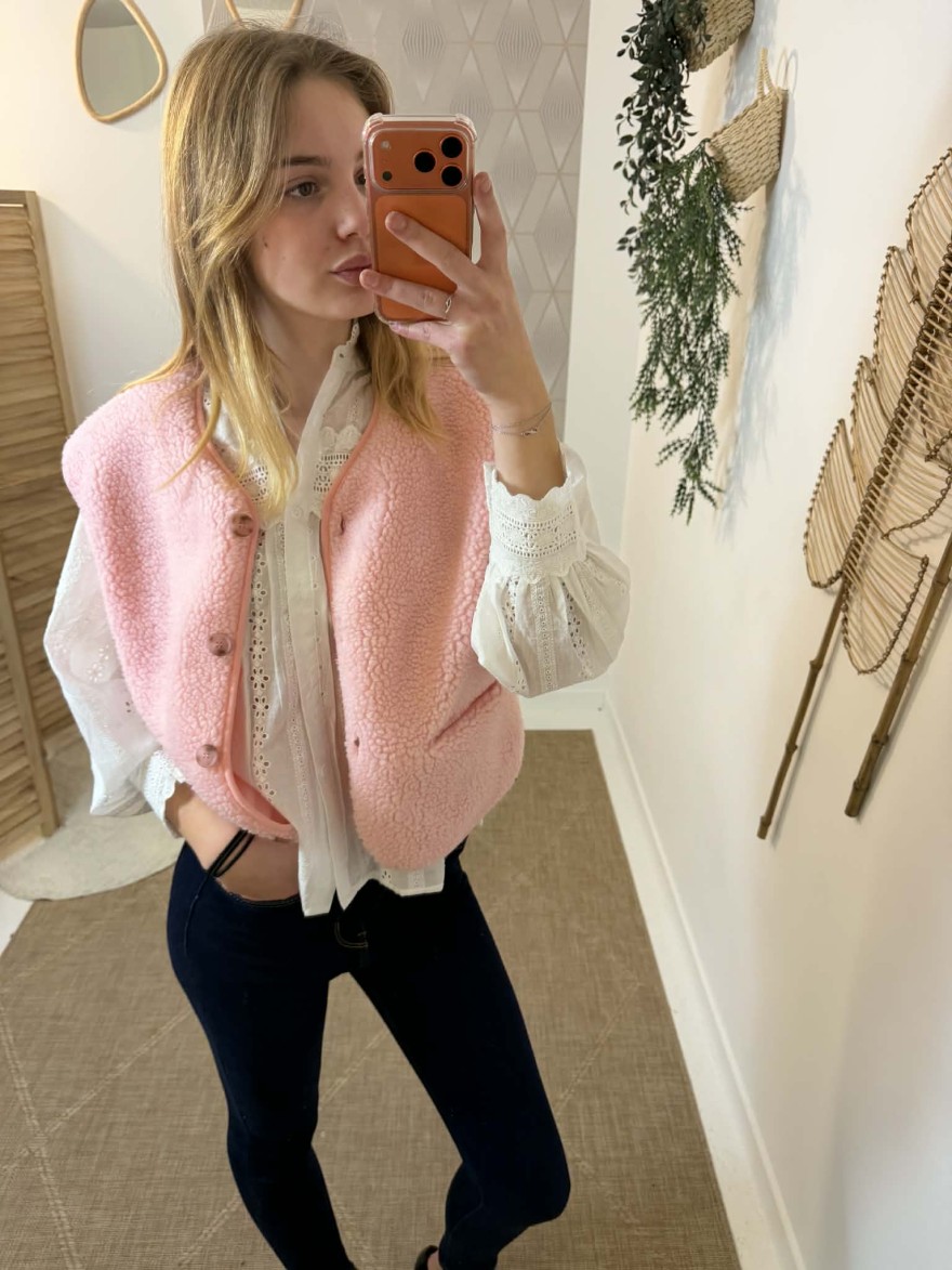 Haut sans manches effet moutonné rose poudré à boutons | Marina & Paloma