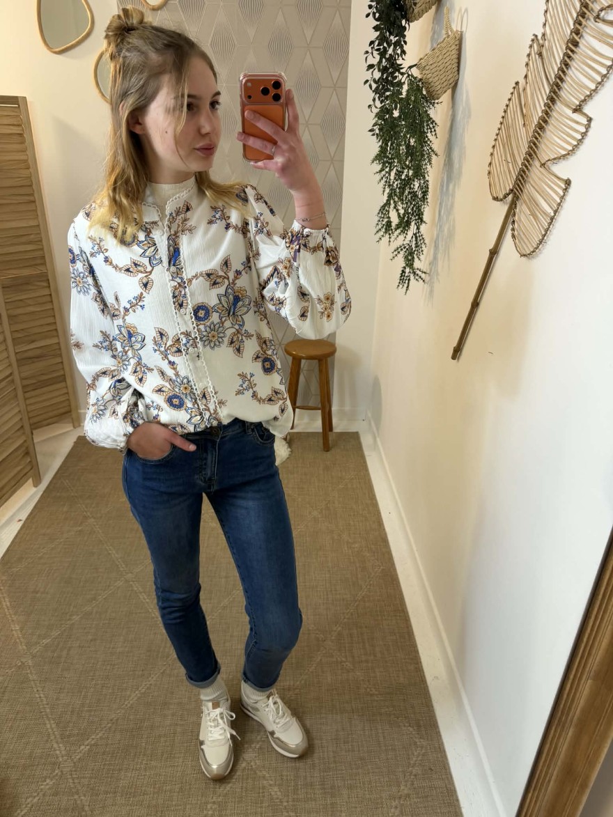 Chemise à motifs floraux femme écru chic et élégante | Marina & Paloma