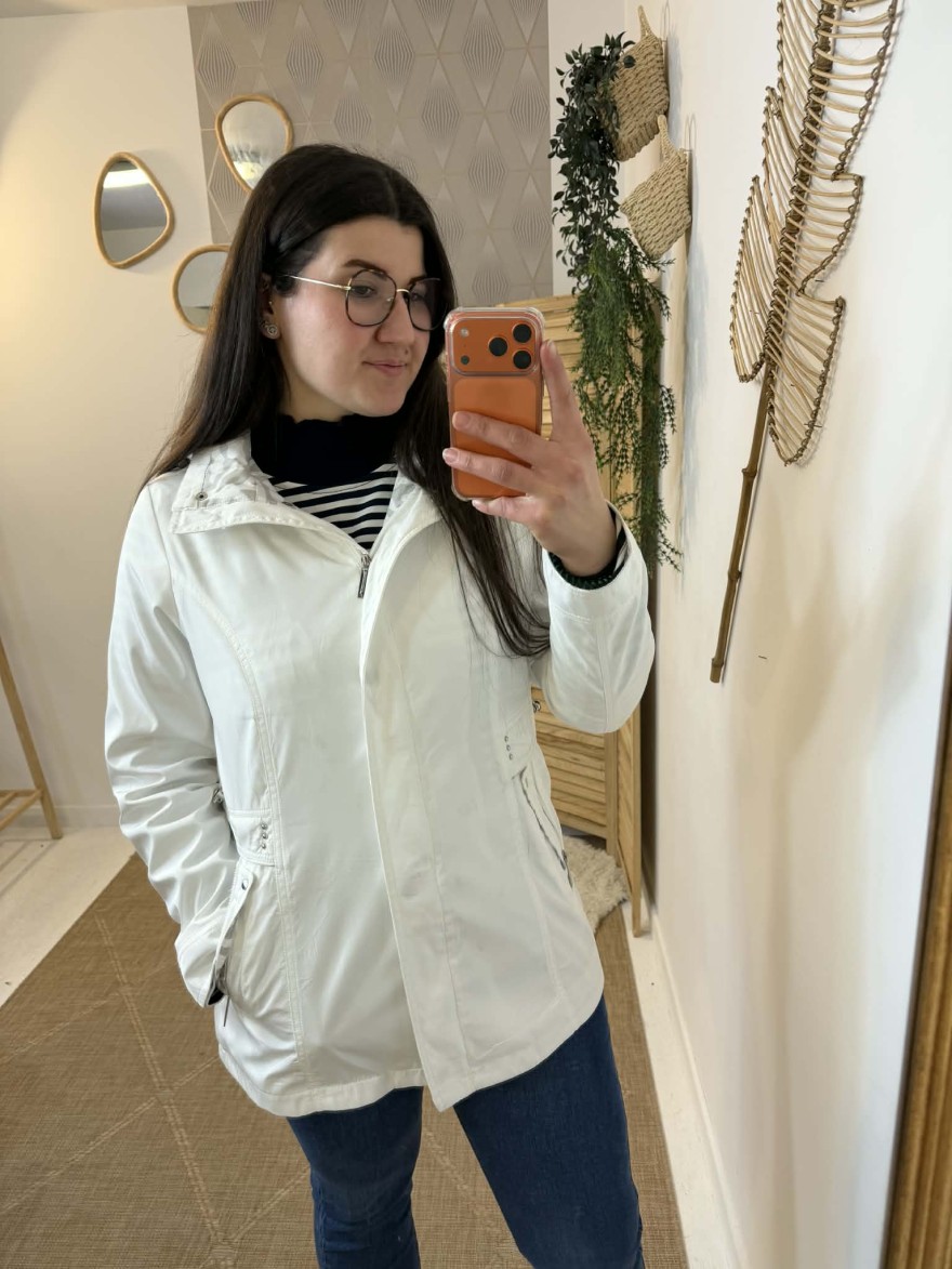 Imperméable Saturne grande taille écru chic et léger | Marina & Paloma