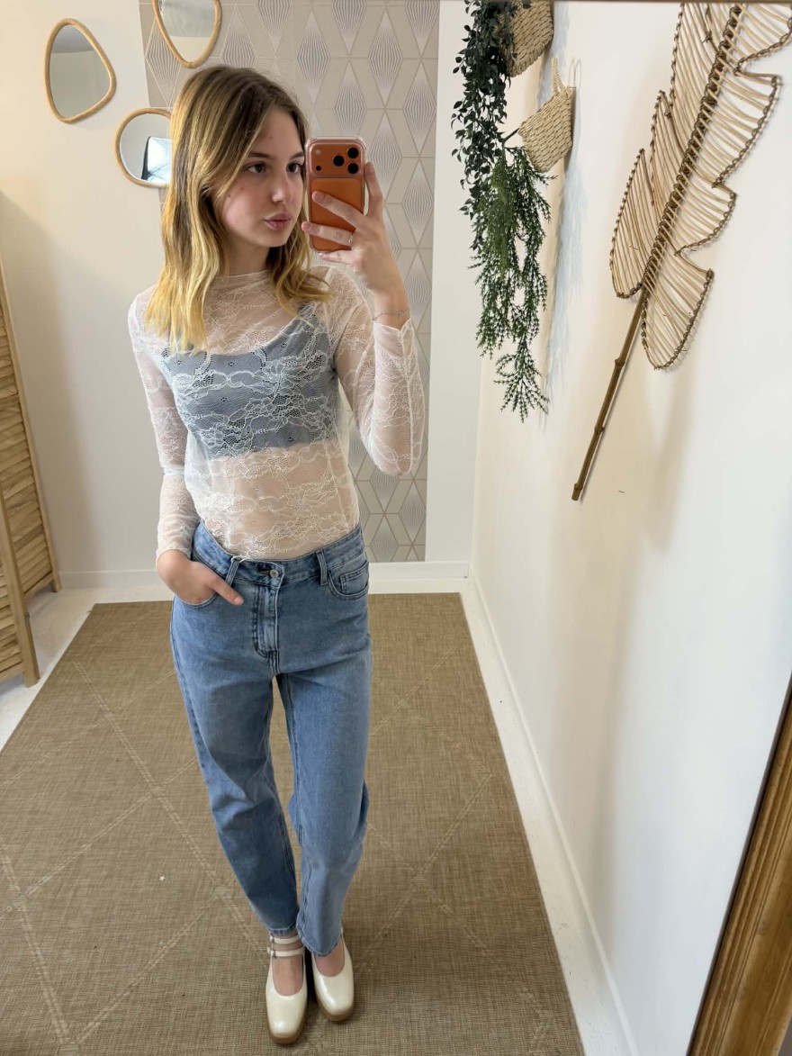 Haut en dentelle écru femme chic et élégant | Marina & Paloma