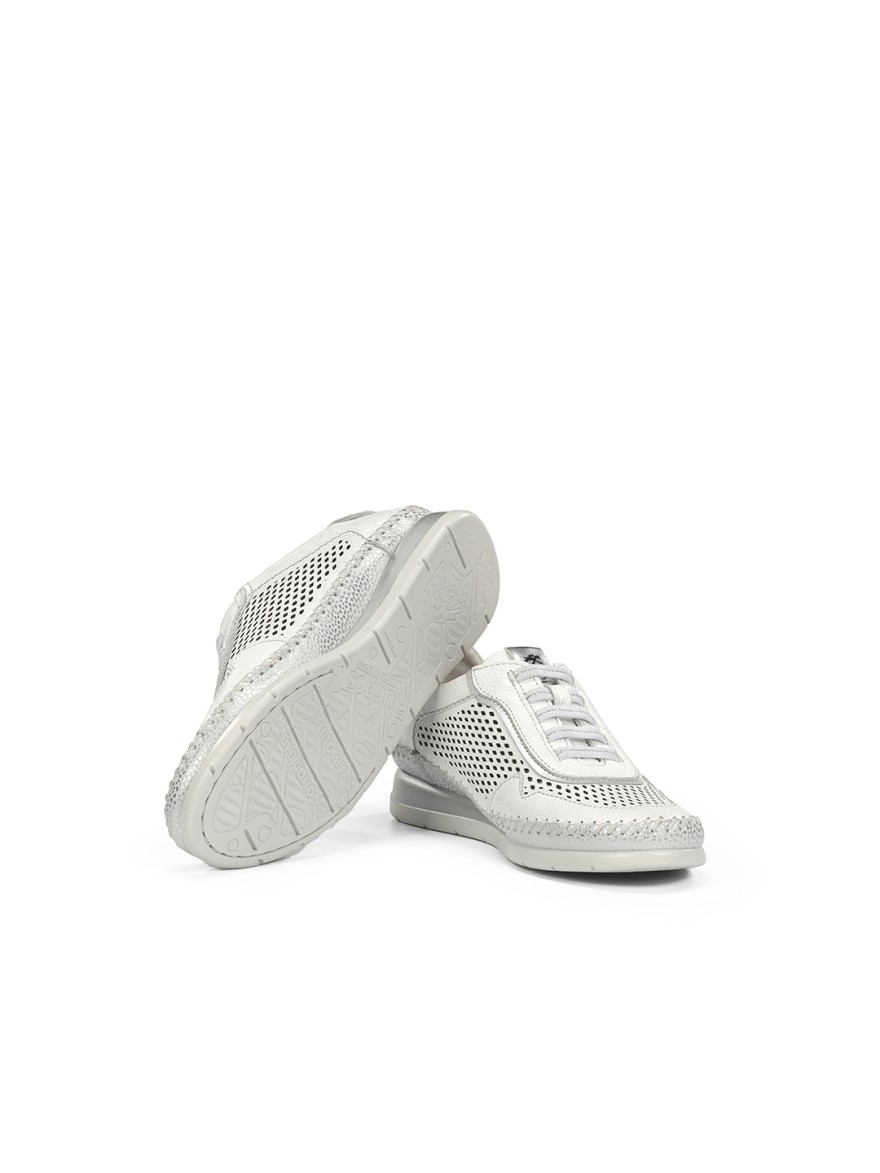 Basket Souple Fluchos Blanche Respirante Cuir Perforé | Marina & Paloma