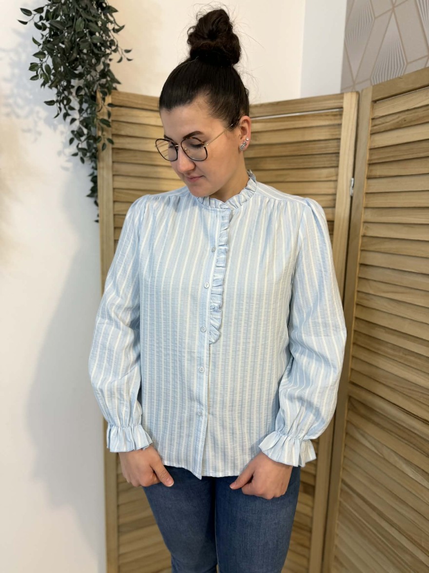 Chemise Emma & Ella rayée bleu ciel volant romantique | Marina & Paloma