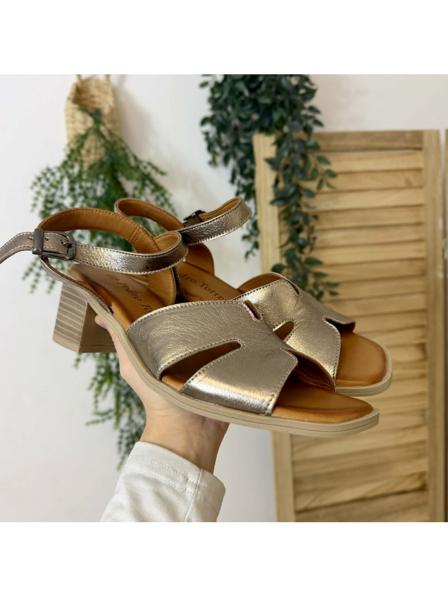 Nu-pied doré Pedro Torres 7016 talon carré 5,5 cm cuir | Marina & Paloma