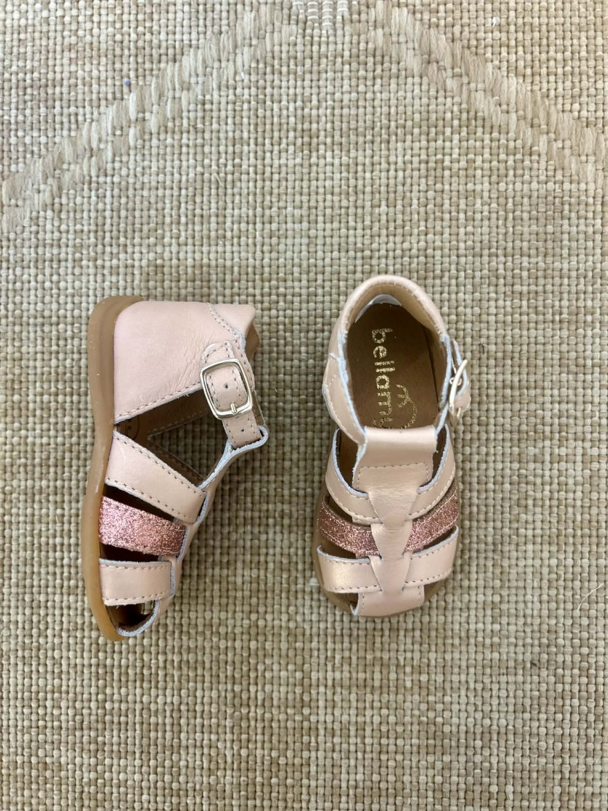 Nu-pied fermé Bellamy Befa rose cuir bébé maintien idéal | Marina & Paloma