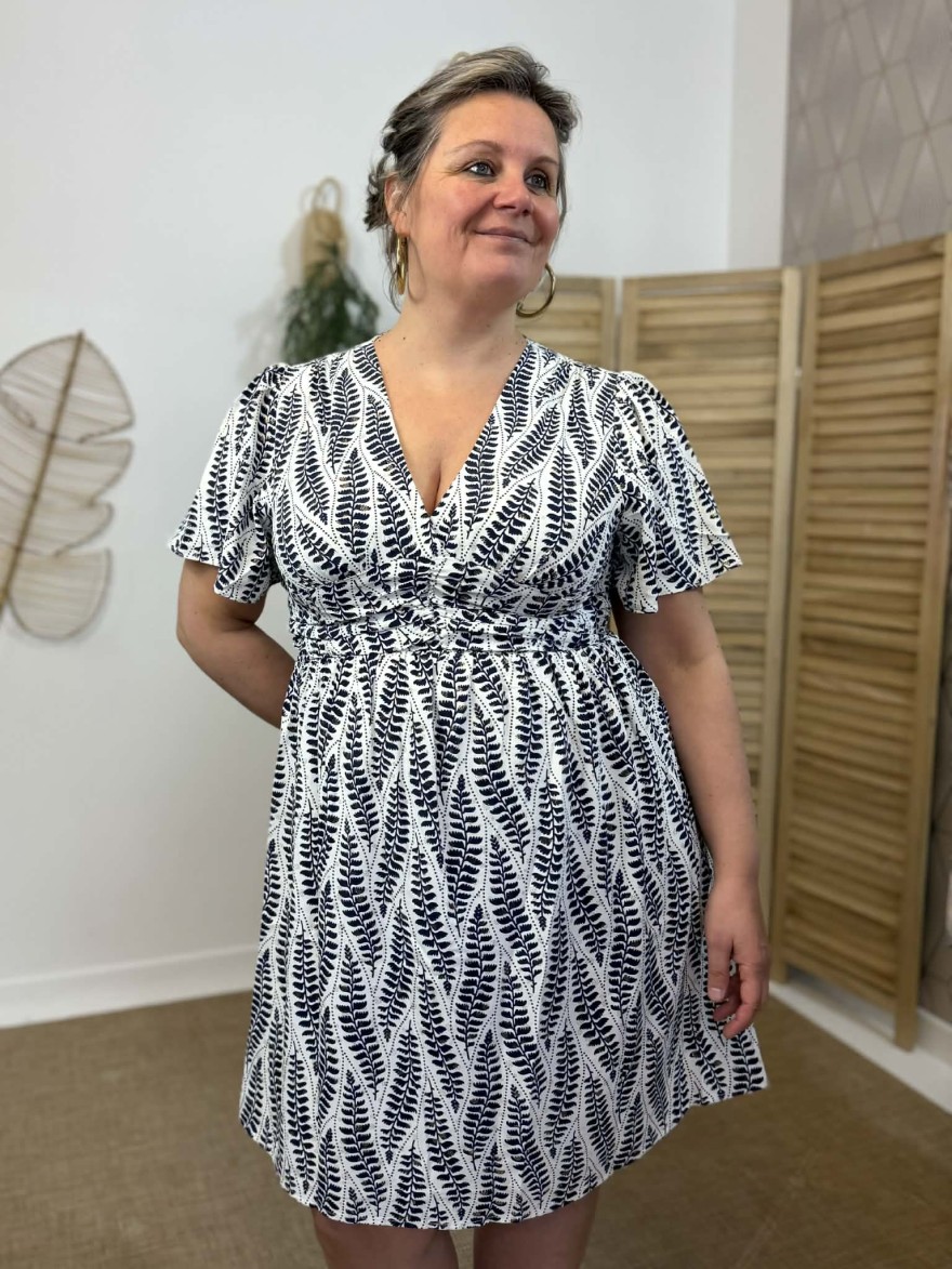 Robe curvy fluide imprimé feuillage bleu été | Marina & Paloma