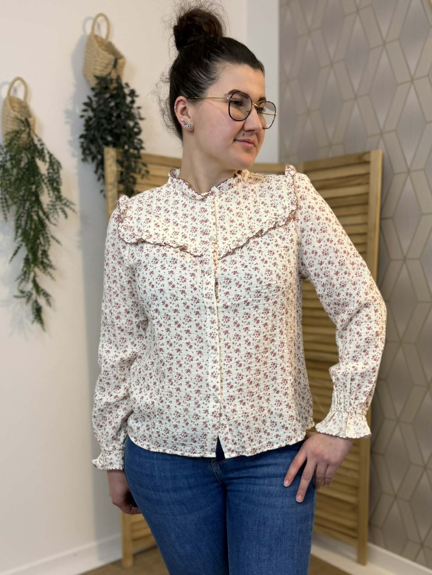 Chemise fleurie écrue Emma & Ella col volant romantique | Marina & Paloma