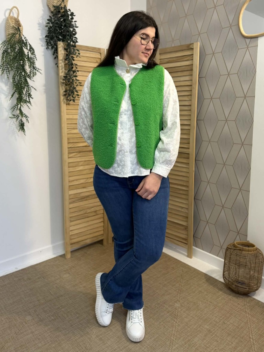 Gilet sans manches vert bouclette femme tendance | Marina & Paloma