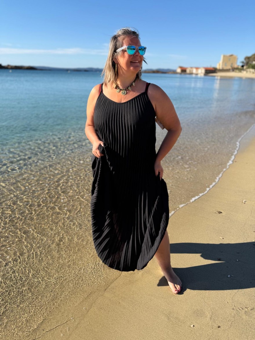 Robe Plissée Fine Bretelle Grande Taille | Marina & Paloma