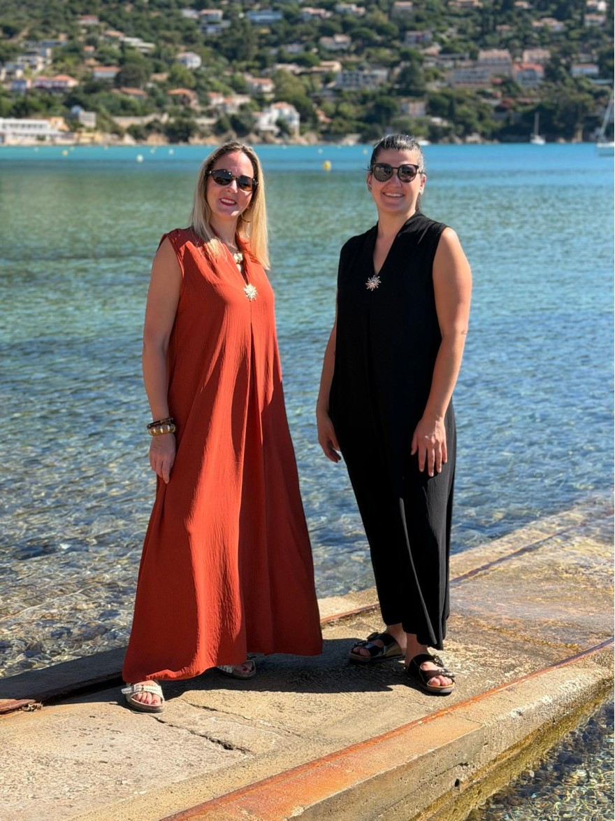 Robe Longue Avec Broche Légère Petit Prix Fluide | Marina & Paloma