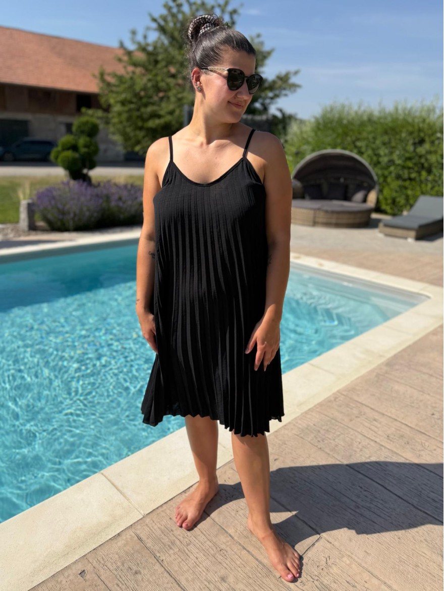 Robe Plissée Fine Bretelle Unie Légère Taille Unique | Marina & Paloma