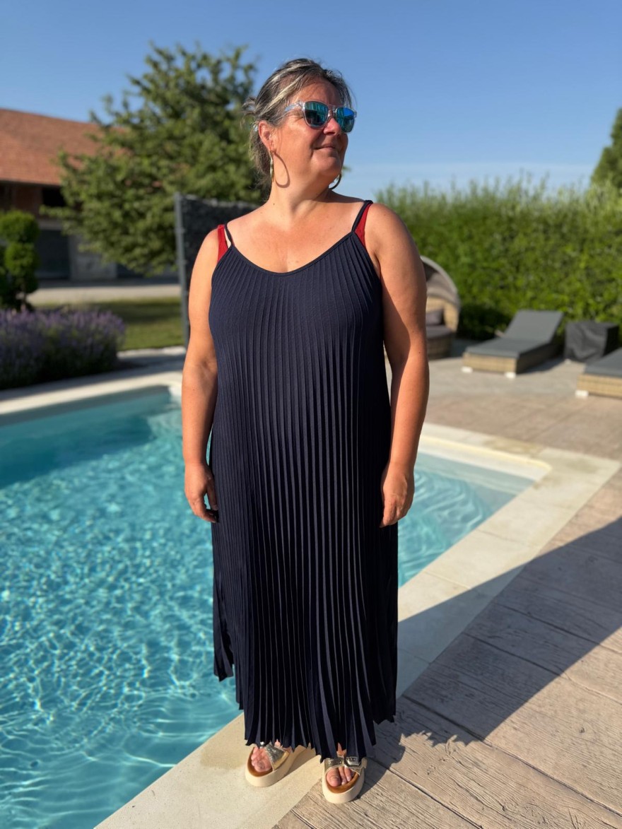 Robe Légère Plissée Grande Taille Fine Bretelle | Marina & Paloma