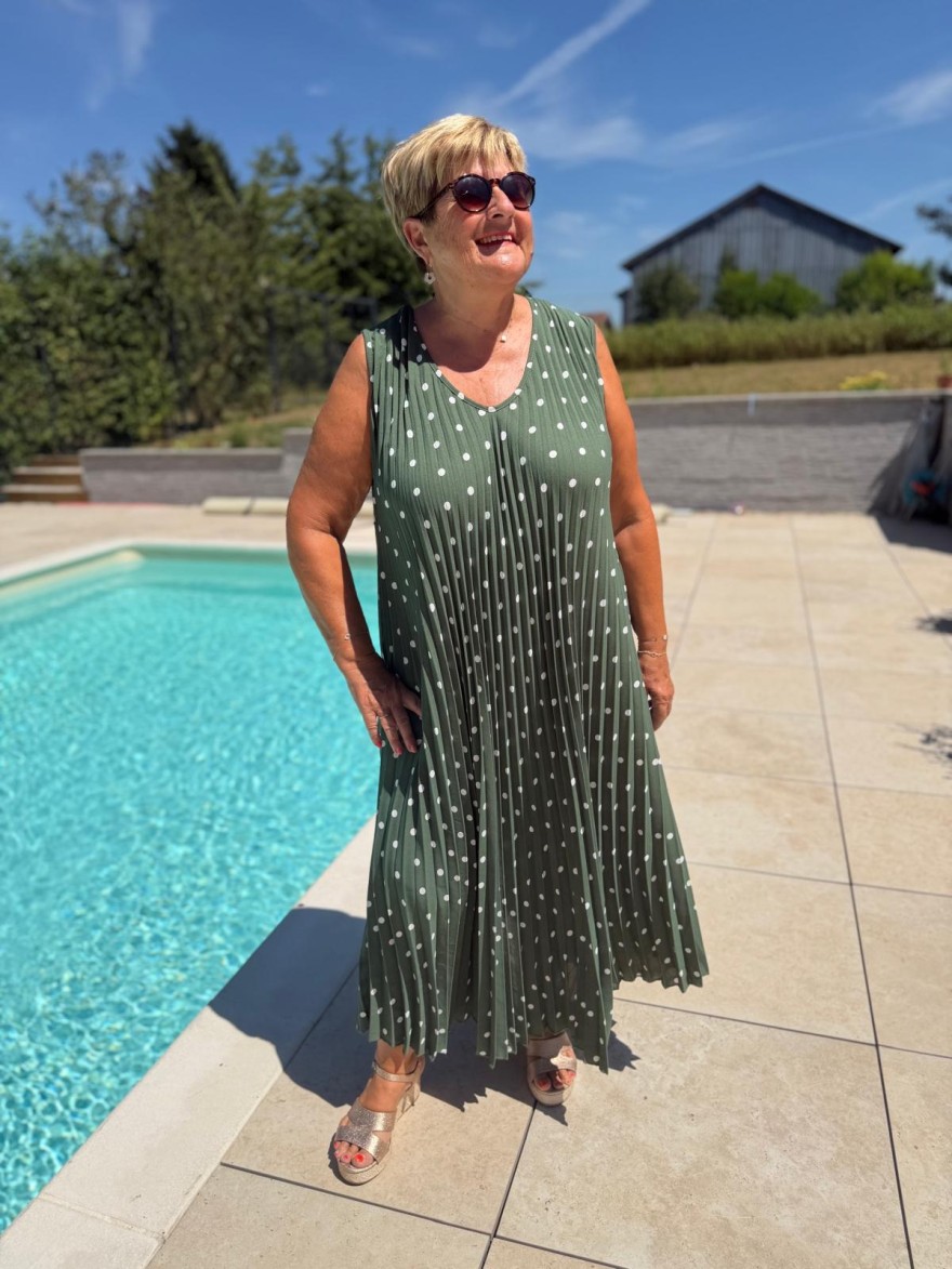 Robe longue plissée à pois grande taille | Marina & Paloma