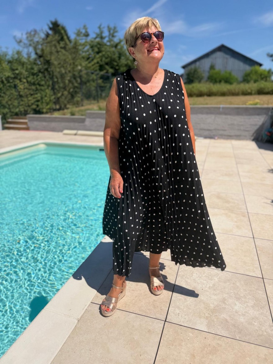 Robe longue plissée à pois grande taille | Marina & Paloma
