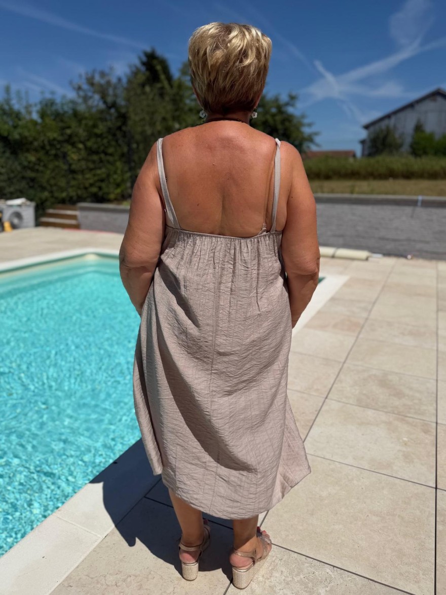 Robe Mi-Longue Grande Taille Broches Épaules Femme | Marina & Paloma