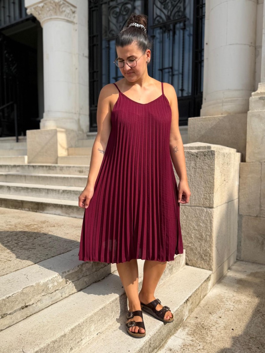 Robe Plissée Fine Bretelle Unie Légère Taille Unique | Marina & Paloma