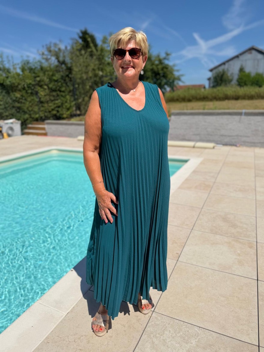 Robe Longue PLissée Sans Manche en Grande Taille