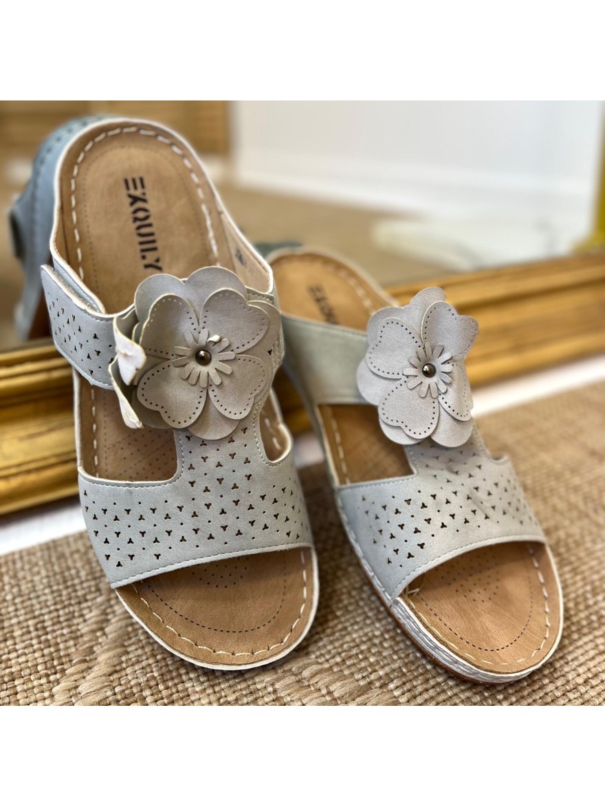 Claquette Confort Gris Clair Fleur Scratch Femme Petit Prix | Marina & Paloma