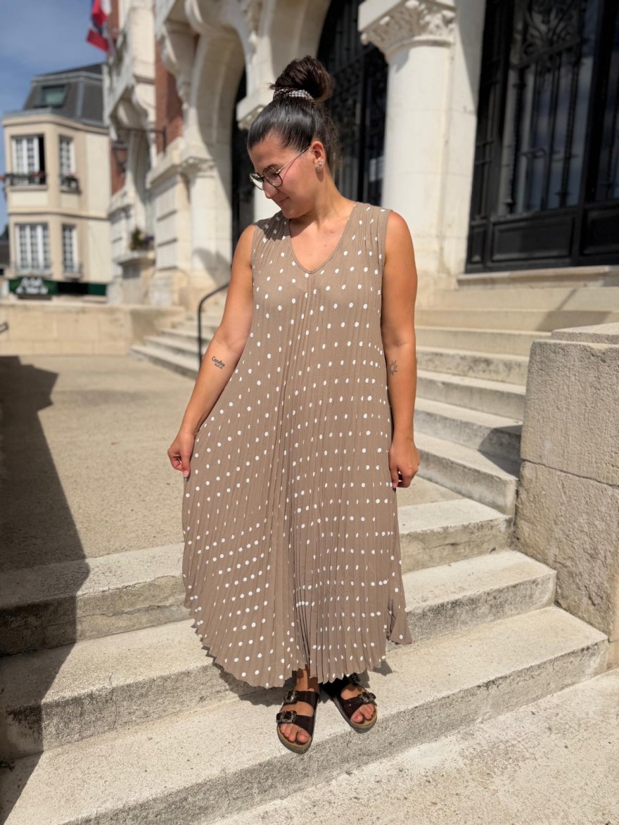 Robe longue plissée à pois grande taille | Marina & Paloma
