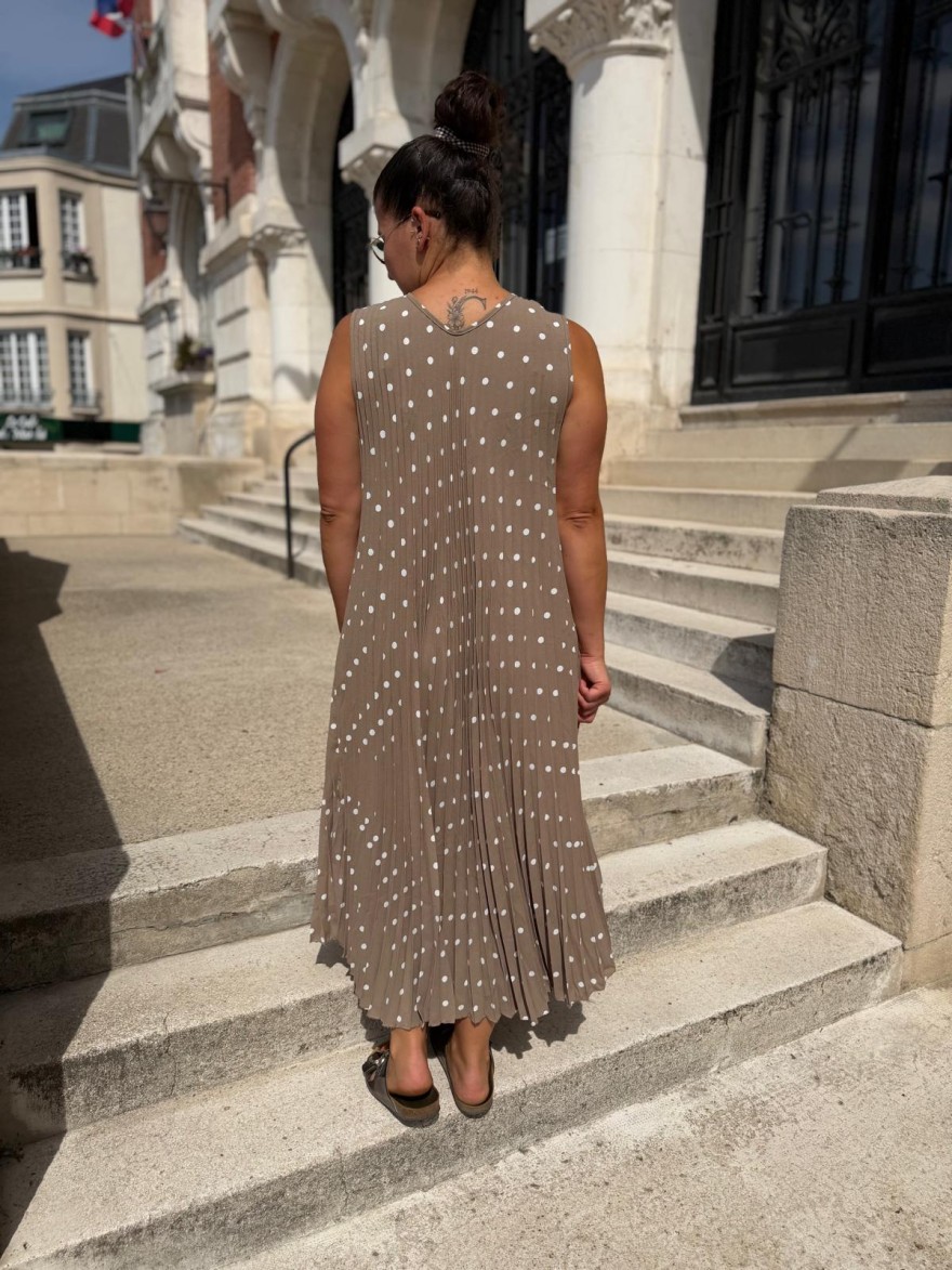 Robe longue plissée à pois grande taille | Marina & Paloma