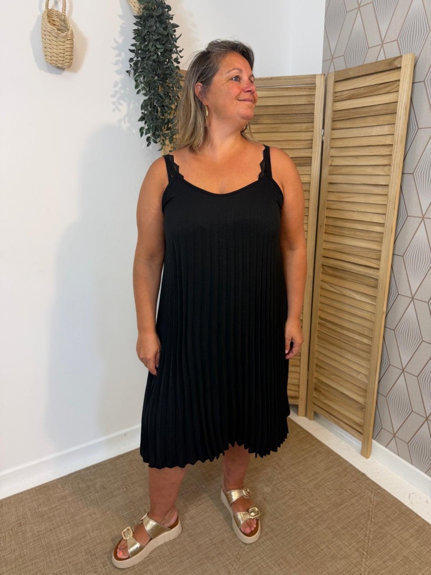 Robe Plissée Fine Bretelle Unie Légère Taille Unique | Marina & Paloma
