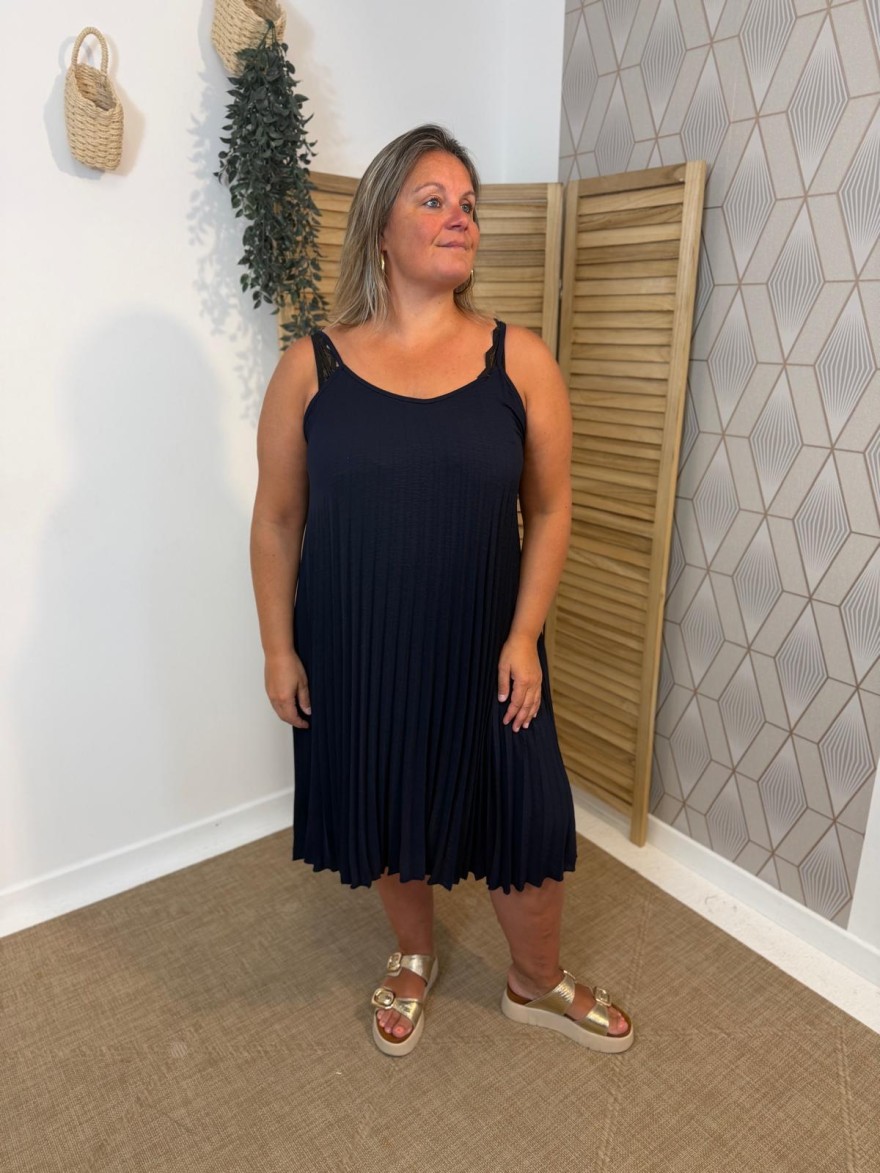 Robe Plissée Fine Bretelle Unie Légère Taille Unique | Marina & Paloma