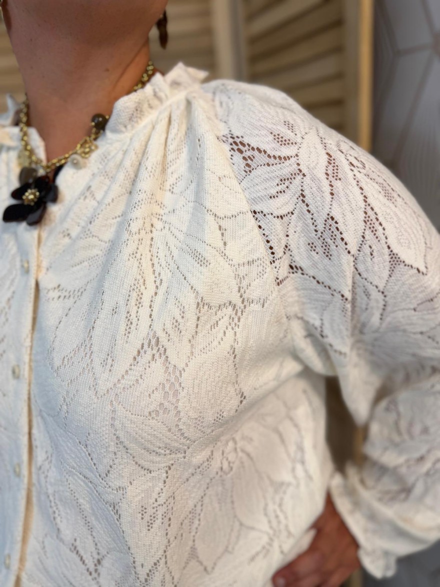 Chemise Brodée Beige Maelle Grande Taille en Dentelle | Marina & Paloma
