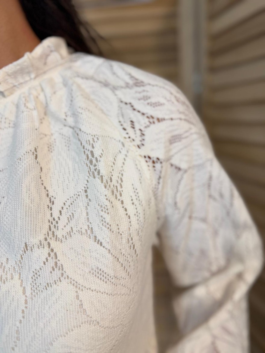 Chemise Brodée Beige Maelle à Dentelle Écrue Raffinée | Marina & Paloma