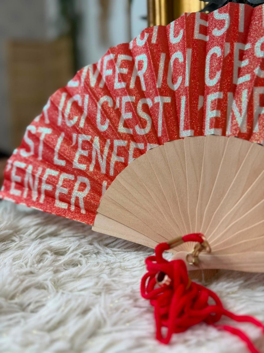 Éventail Pailleté C’est l’Enfer Ici Rouge | Marina & Paloma