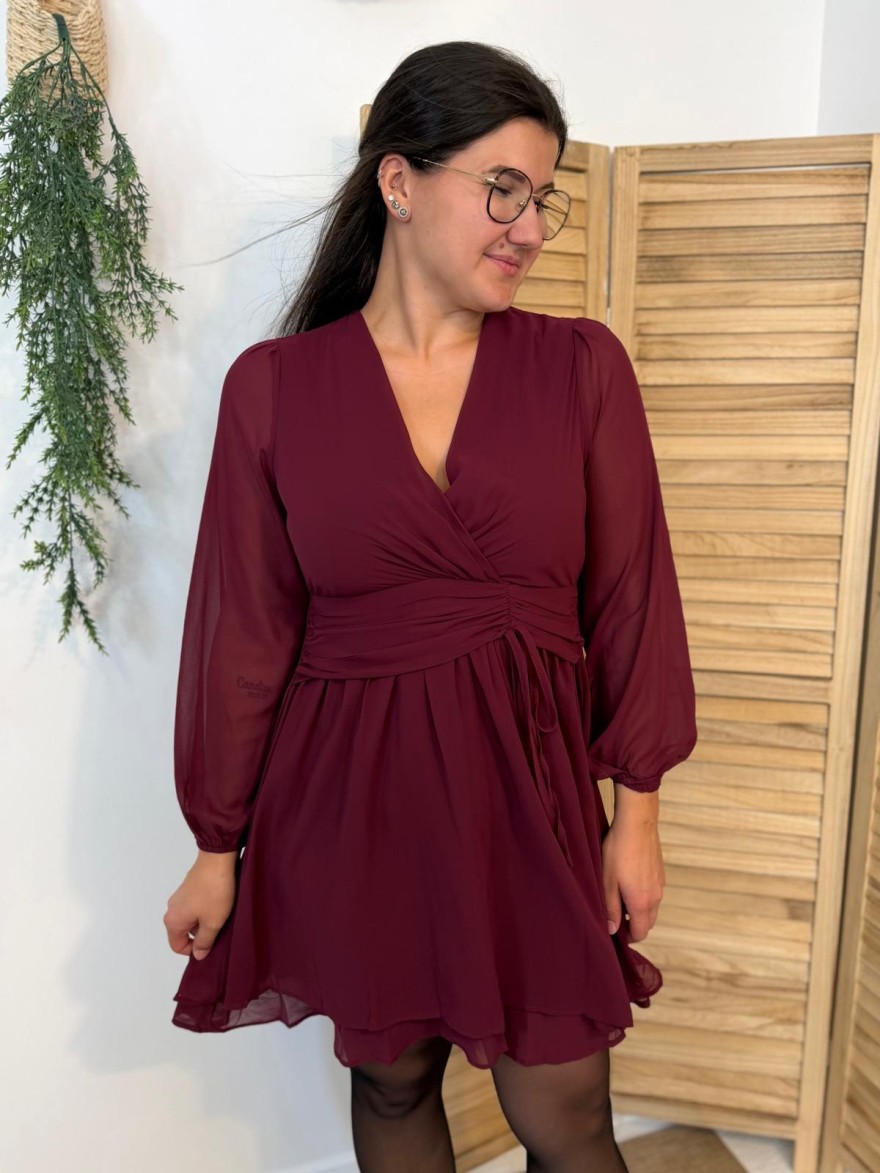 Robe Bordeaux By One Fluide avec Taille Drapée Élégante | Marina & Paloma
