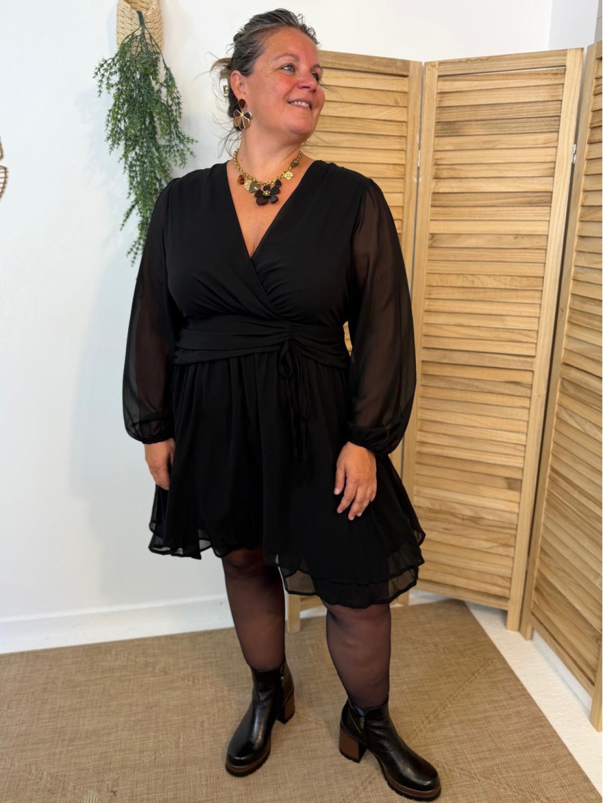 Robe By One Noire Fluide Grande Taille et Cache-Cœur | Marina & Paloma