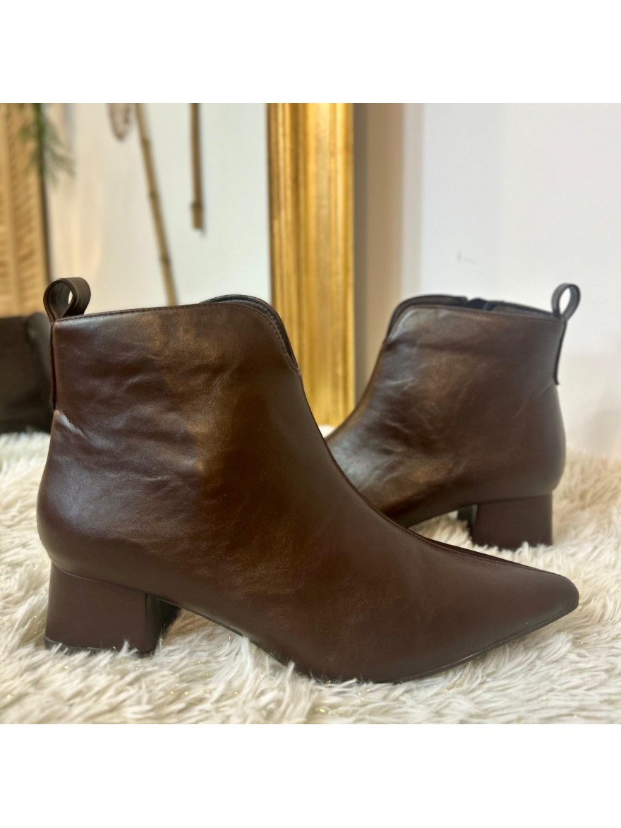 Bottine Marron Bout Pointu Effet Cuir Lisse – Talon 5 cm | Marina & Paloma