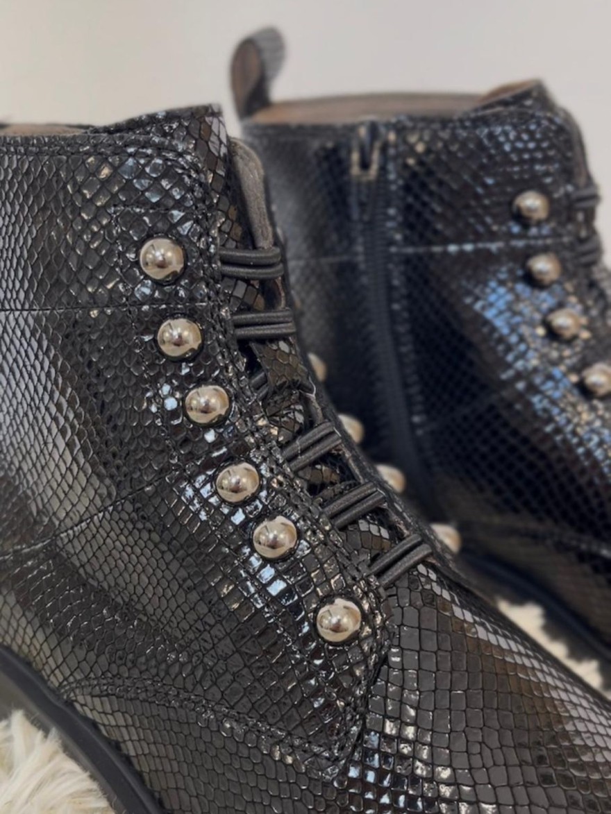 Bottine Fugitive Felune Reptile Noir à Lacets | Marina & Paloma