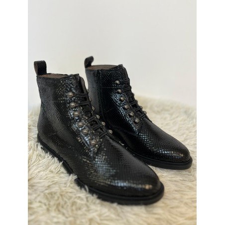 Bottine Fugitive Felune Reptile Noir à Lacets | Marina & Paloma