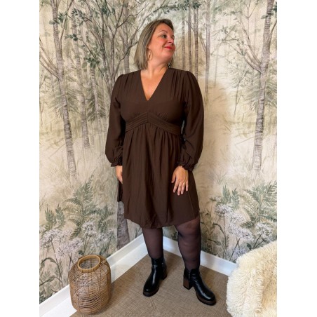Robe Maelle Grande Taille Café Manche Longue et Coupe Évasée | Marina & Paloma