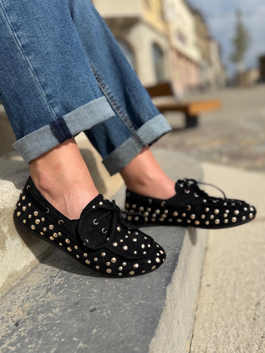 Mocassin Findlay Noir à Clous Métalliques Effet Suédine | Marina & Paloma