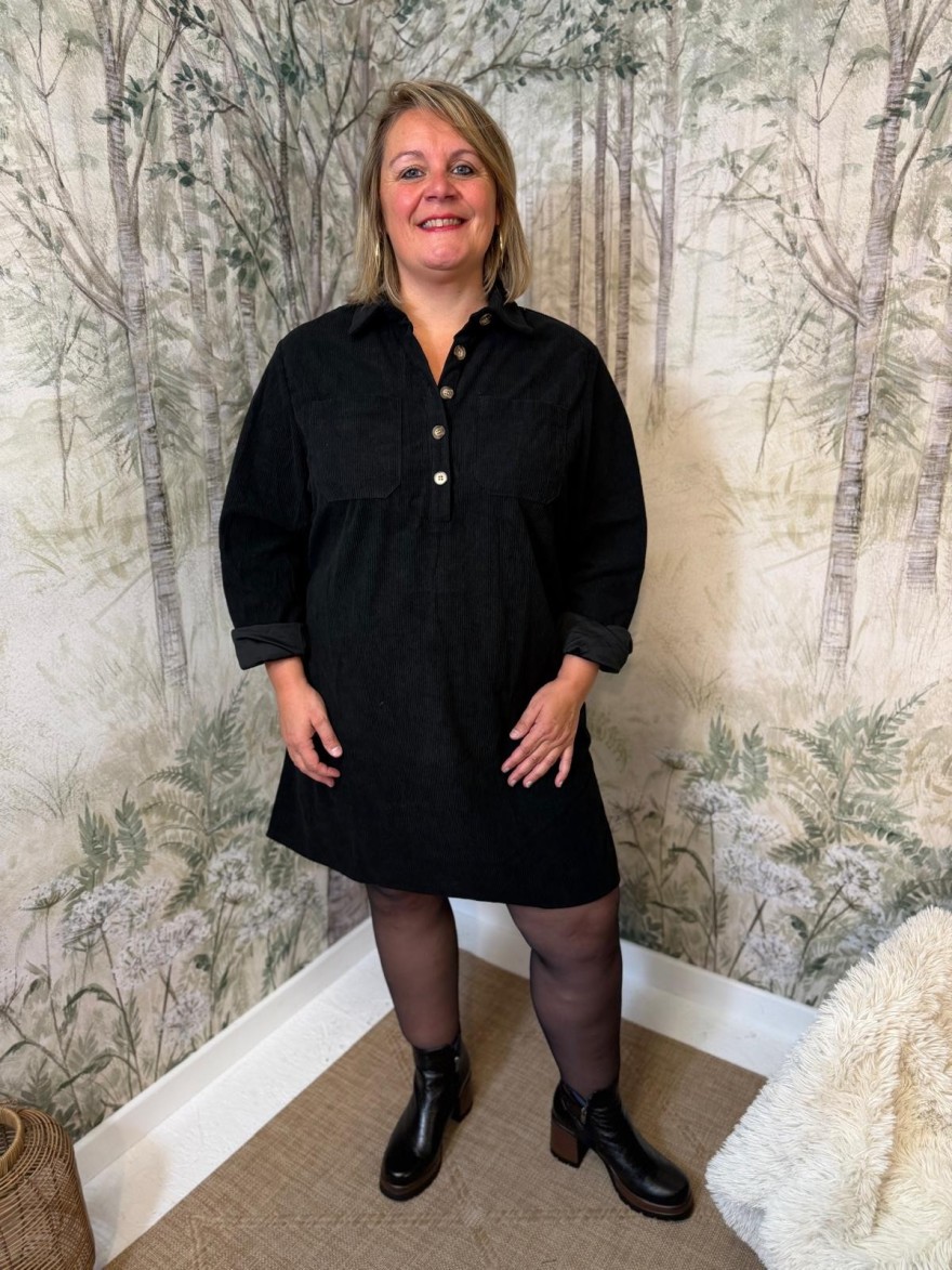Robe en Velours Côtelé Curvy Maëlle Noir | Marina & Paloma