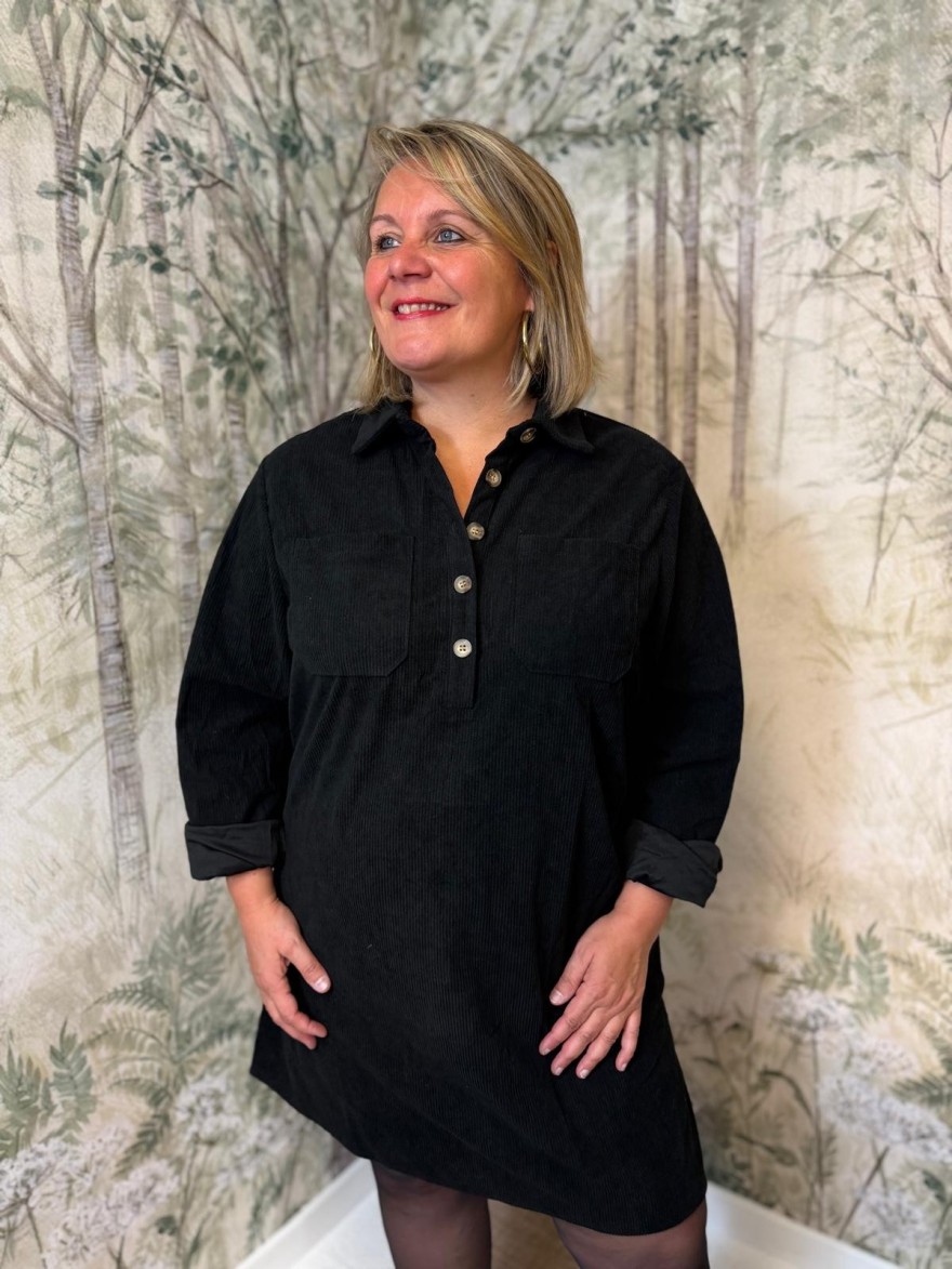 Robe en Velours Côtelé Curvy Maëlle Noir | Marina & Paloma