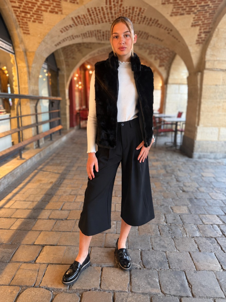 Gilet Fausse Fourrure Noire Effet Vison | Marina & Paloma